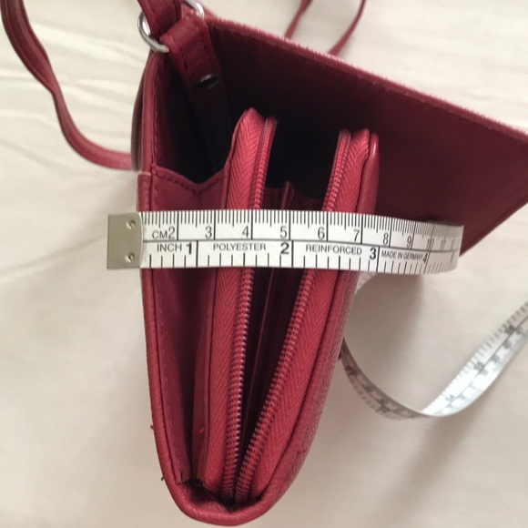 Red RFID Purse w/phone charger - Picture 5 of 6